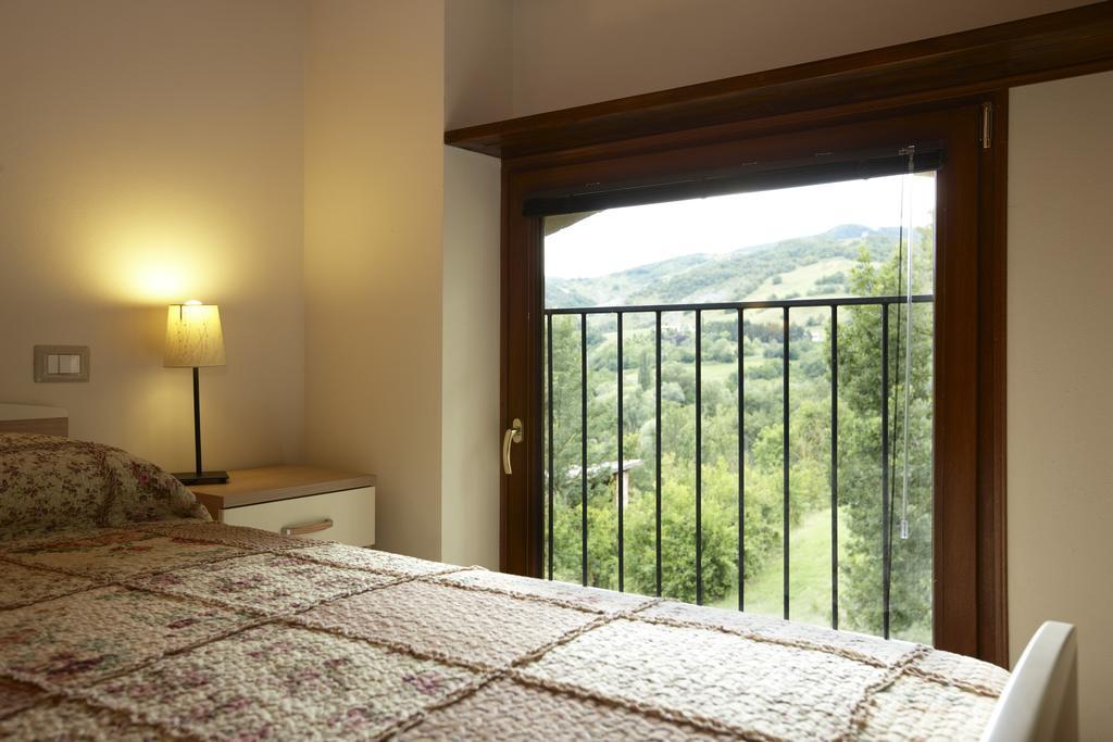 Agriturismo Ca' Del Ciuco Vezzano sul Crostolo Szoba fotó